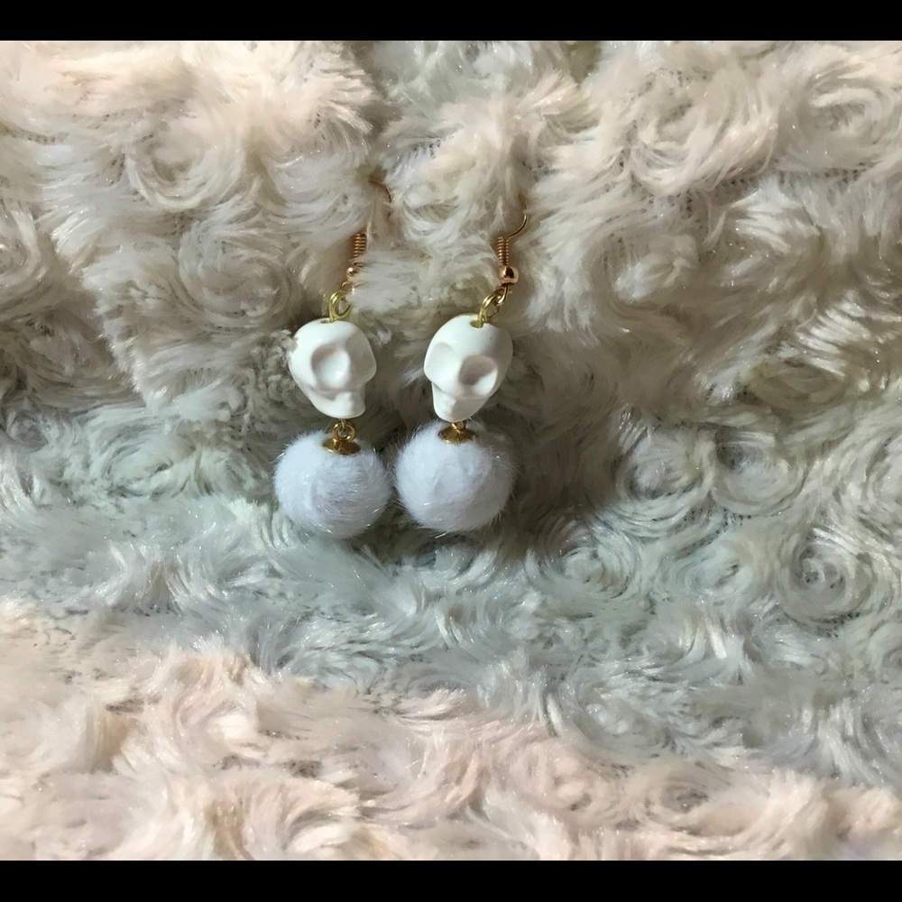 Pom Pom Skull Dangle Earrings White 2"